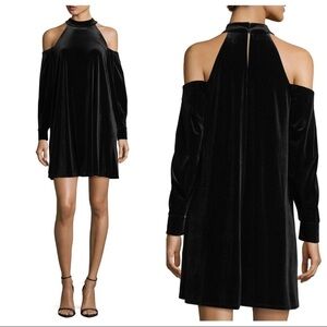 Laundry by Shelli Segal Black Velvet Off Shoulder long sleeve Mini Dress…